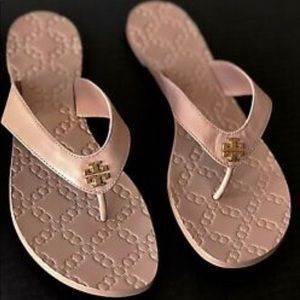Tory Burch Flip flops